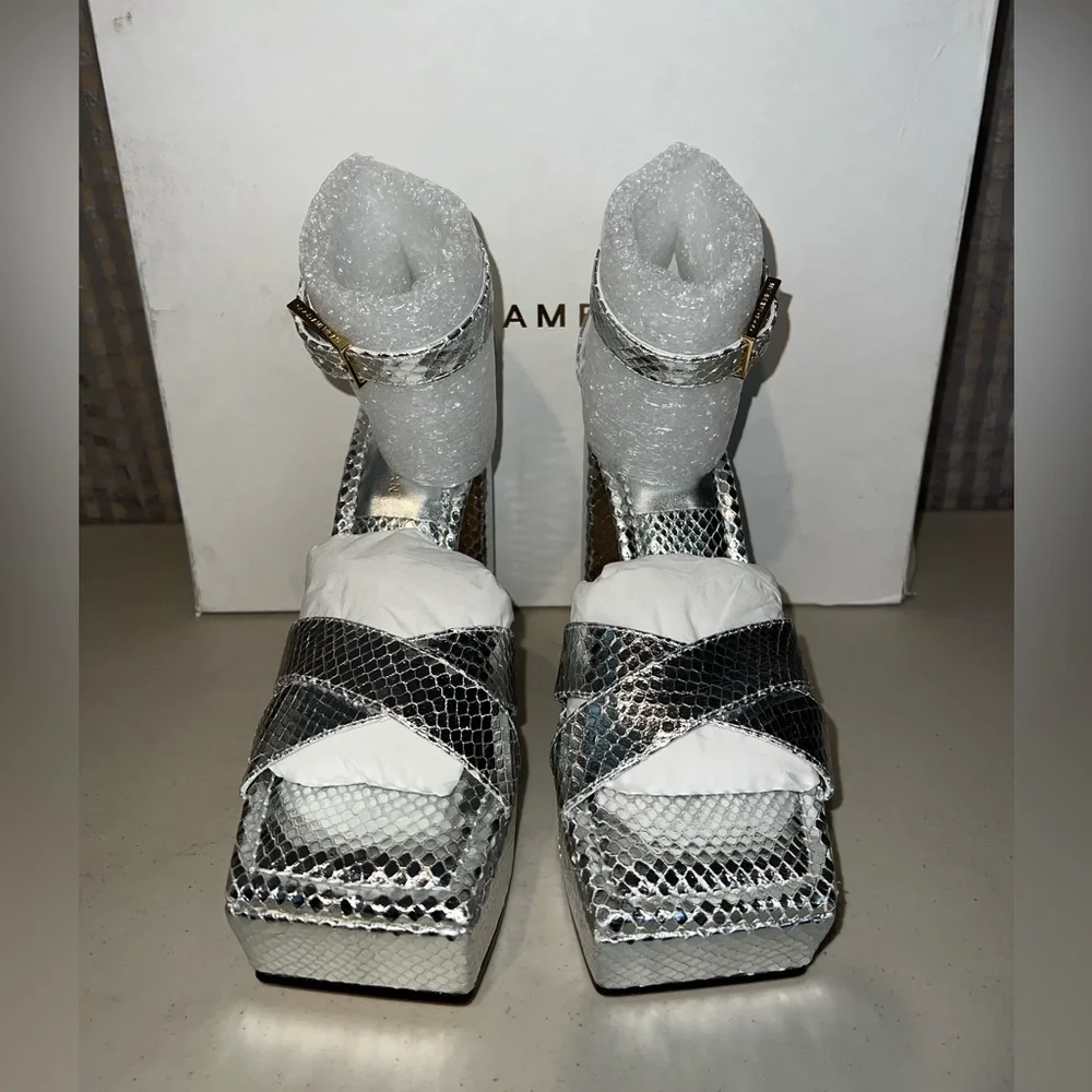 🪩 NIB! Good American Silver Platform Sandals